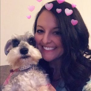 Meet your Posher, Kendra